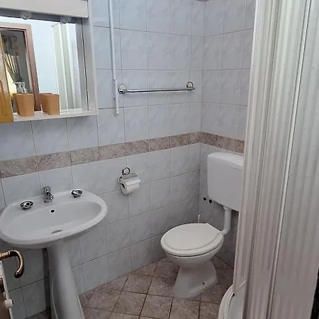 ゲストハウス And Chiara 3*