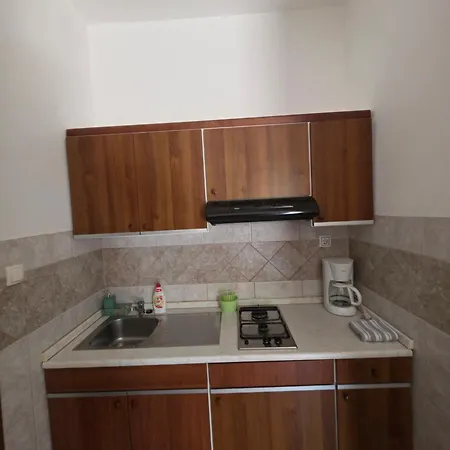 And Chiara בית הארחה 3*